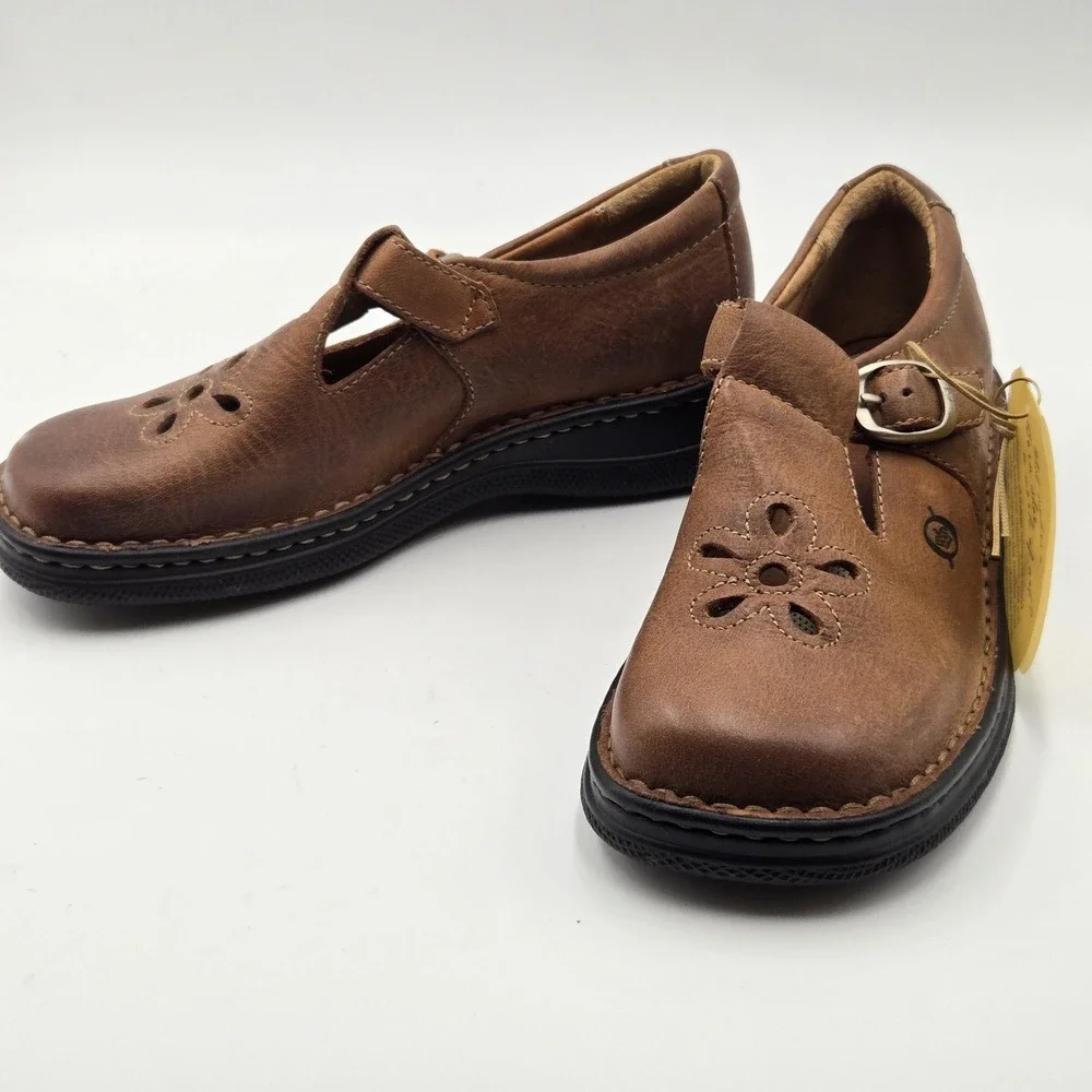 Born Trinity Shoes Girls Size 2.5 Brown Leather Mary Jane Flats BC14256 School